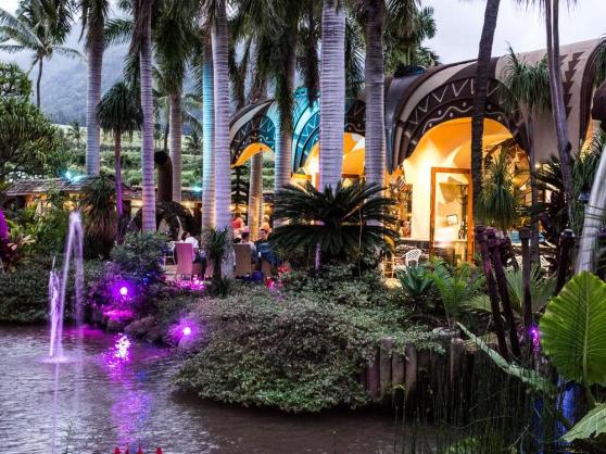 mill+house+bar+from+outside+night+1